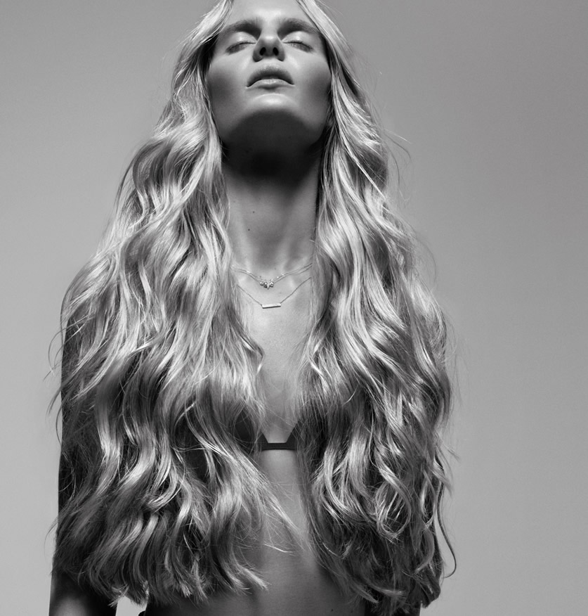 Long, wavy Remy human hair extensions